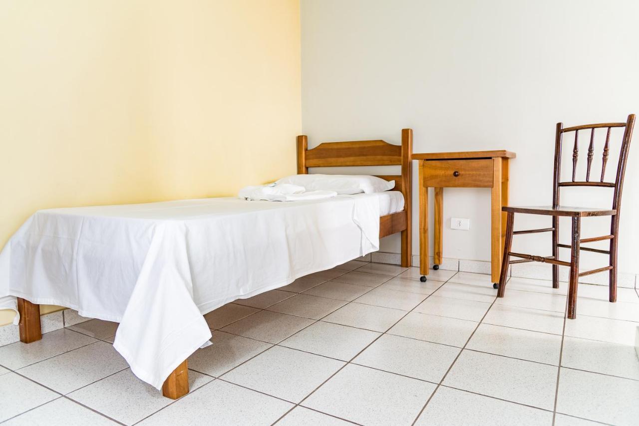 Eventos&hospedagem Sagrada Família Inn *