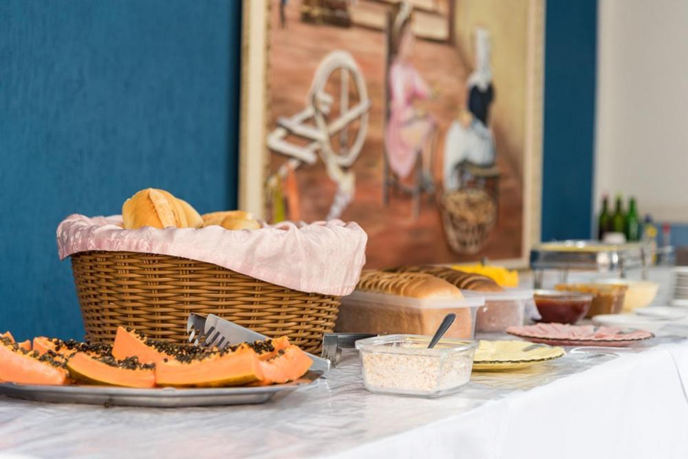 Eventos&hospedagem Sagrada Família Inn *